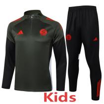 2025-26 Bayern Dark green Kids Half Pull Tracksuit #E2546(童装)(半拉链)