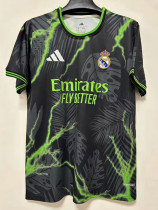 2025-26 RMA Black Special Edition Fans Training Shirts (闪电绿)
