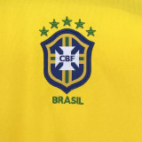 2004 Brazil Home Long Sleeve Retro Soccer Jersey (长袖)