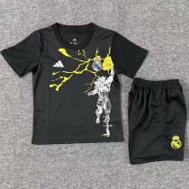 2025-26 RMA Black Joint Edition Kids Training (漫威)