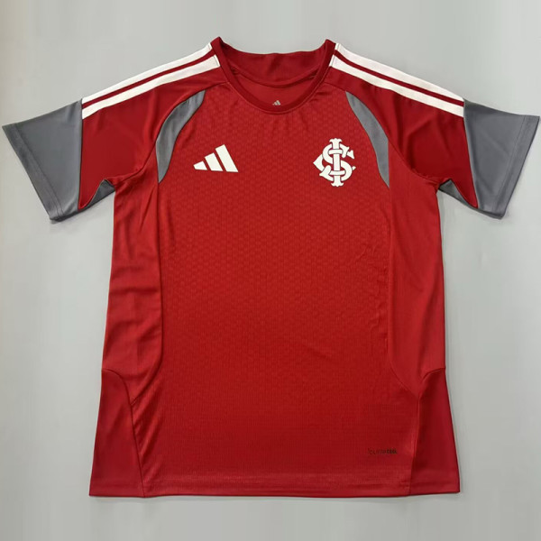 2026-27 Internacional Red Training shirts