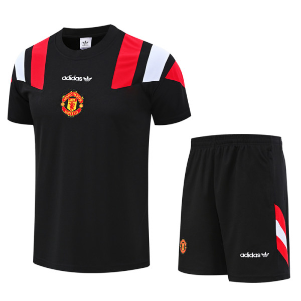 2026-27 Man Utd Black Training Short Suit