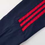 2026-27 Bayern White Windbreaker Suit (Hoodie)(风衣套装)