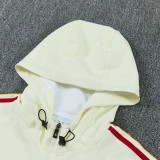 2026-27 Spain Khaki Windbreaker Suit (Hoodie)(风衣套装)