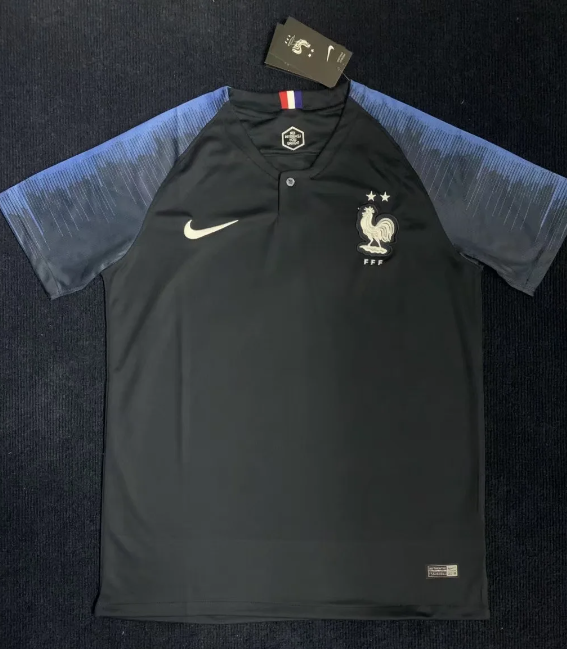 France 2018 home shirt  Mbappe