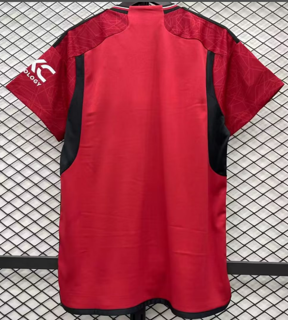 Manchester United 2023/2024 home shirt