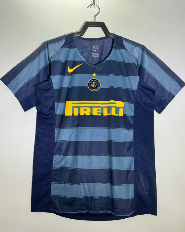 Inter Milan 2004/2005 third retro shirt