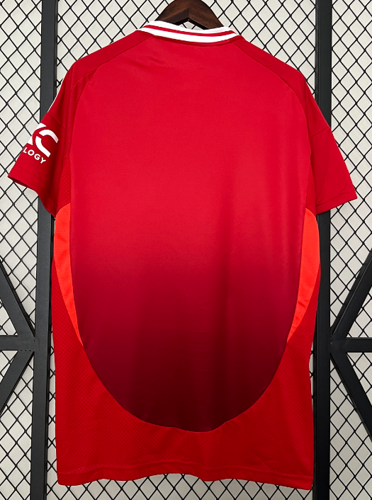Manchester United 2024/2025 home shirt
