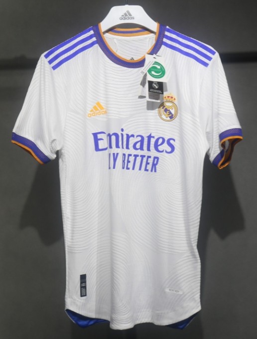 Real Madrid 2021/2022 home retro shirt Player version