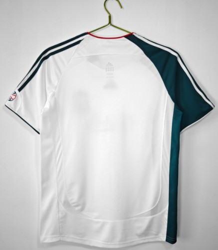 Liverpool 2006/2008 away retro shirt