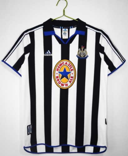 Newcastle United 1999/2000 retro home shirt