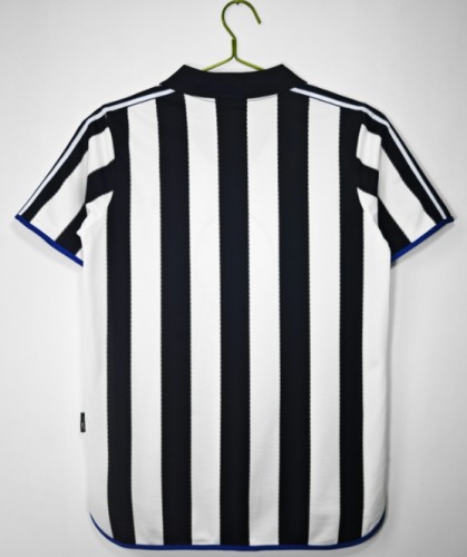 Newcastle United 1999/2000 retro home shirt