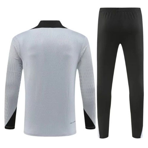 Liverpool 2024/2025 1/4 zipper tracksuit grey