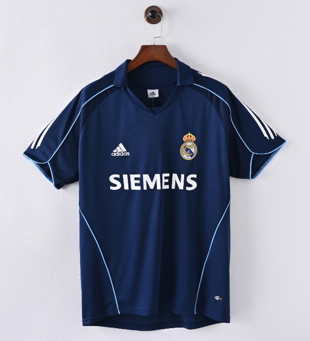 Real Madrid 2005/2006 away retro shirt