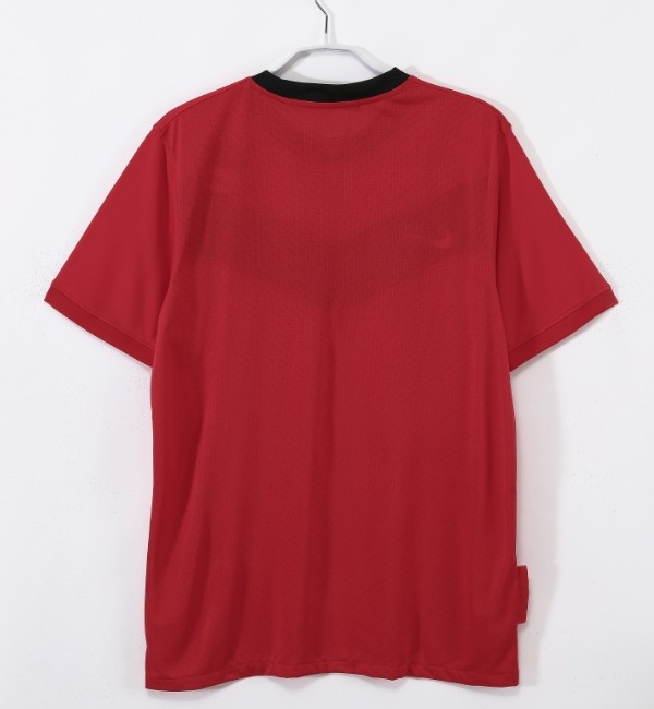 Manchester United 2009/2010 home retro shirt