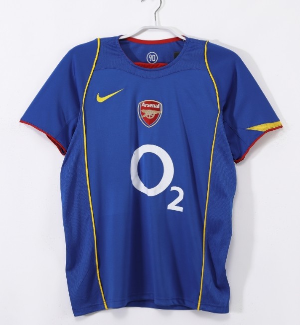 Arsenal 2004/2005 away retro shirt