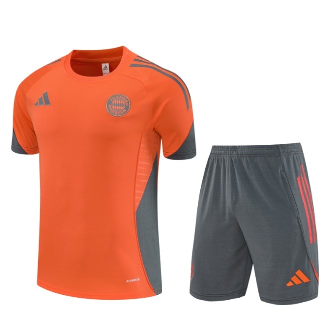 Bayren 2025/2026 short sleeve and shorts tracksuit orange