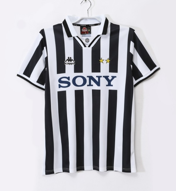 Javentus 1996/1997 home retro shirt DEL PIERO