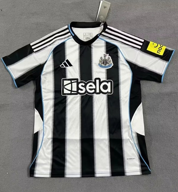 Newcastle United 2025/2026 home shirt