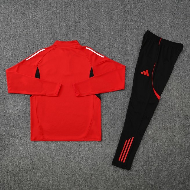 Manchester United 2025/2026 1/4 zipper tracksuit red
