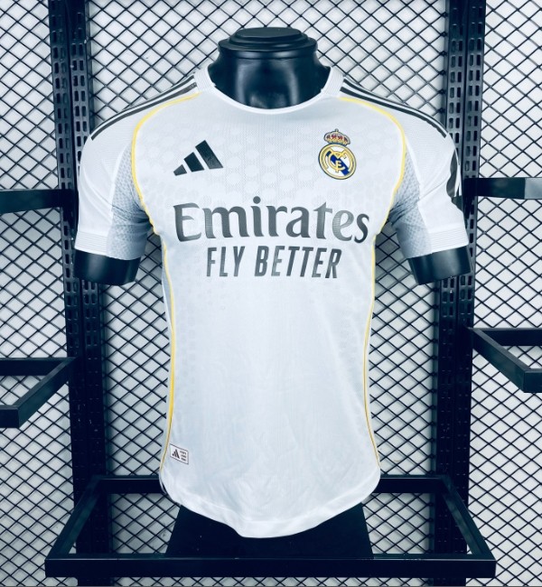 Real Madrid 2025/2026 home shirt Player Version