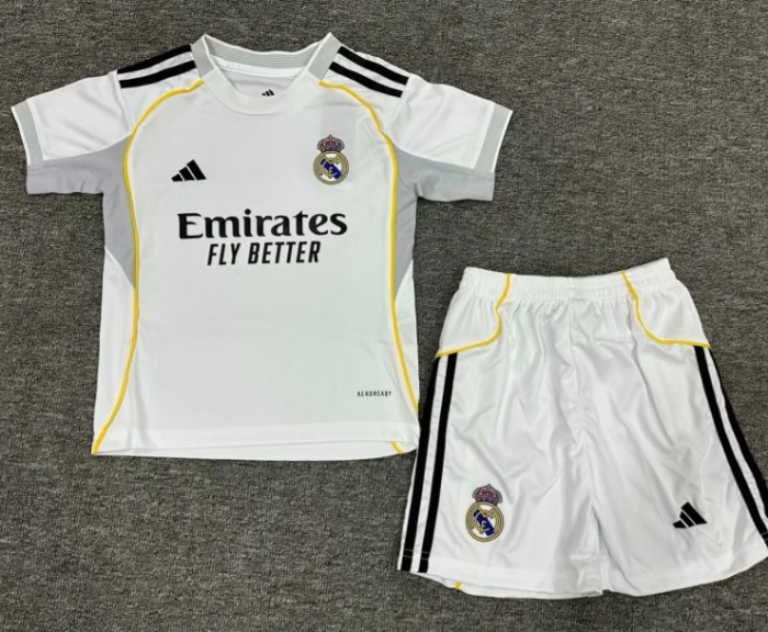 Real Madrid 2025/2026 home full set kit (Adult and Kids)