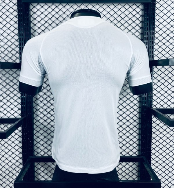 Real Madrid 2025/2026 home shirt Player Version