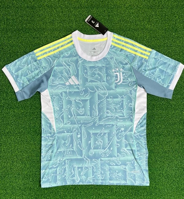 Javentus 2025/2026 away shirt