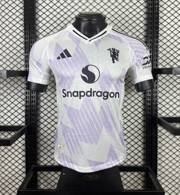 Manchester United 2025/2026 away shirt Player Version