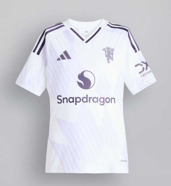 Manchester United 2025/2026 away shirt
