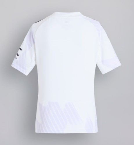 Manchester United 2025/2026 away shirt