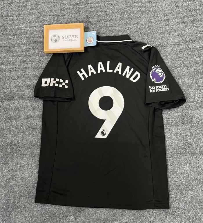 Manchester City 2025/2026 away shirt haaland