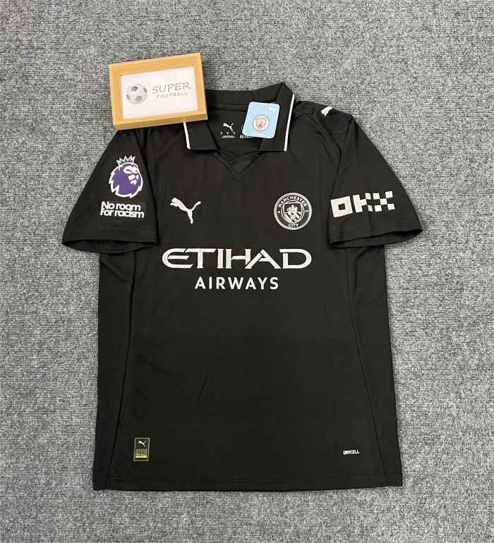 Manchester City 2025/2026 away shirt haaland