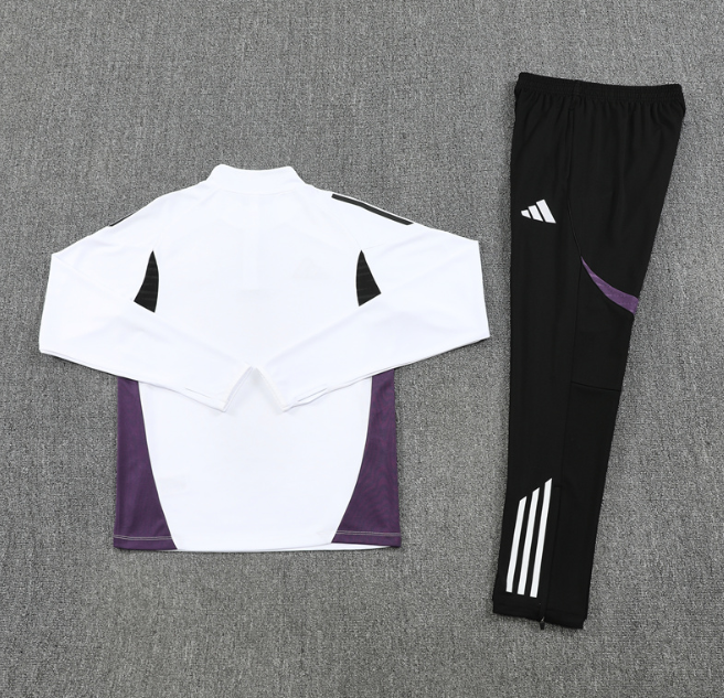 Manchester United 2025/2026 1/4 zipper tracksuit white1