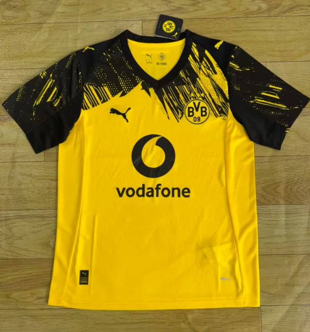 Dortmund 2025/2026 home shirt