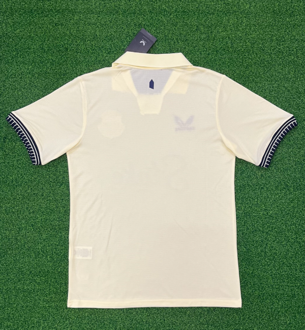 Everton 2025/2026 away shirt