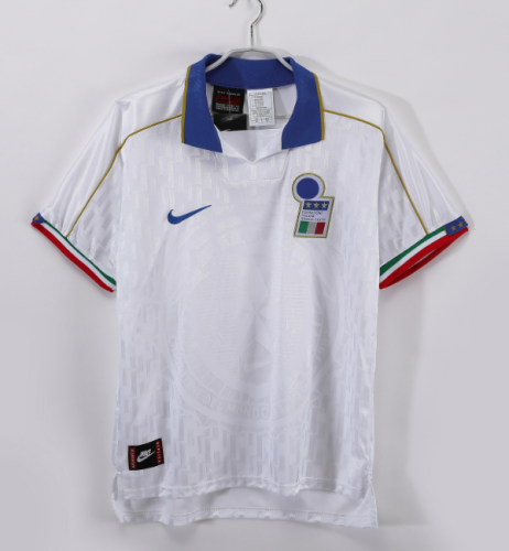 Italy 1996 retro away shirt R.BAGGIO