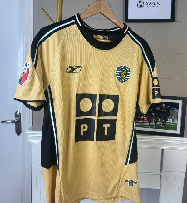 Sporting CP 2003/2004 retro away shirt Ronaldo
