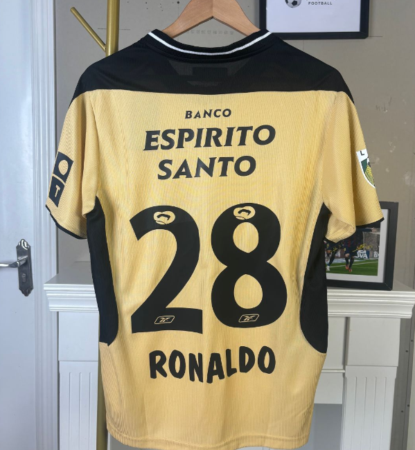 Sporting CP 2003/2004 retro away shirt Ronaldo