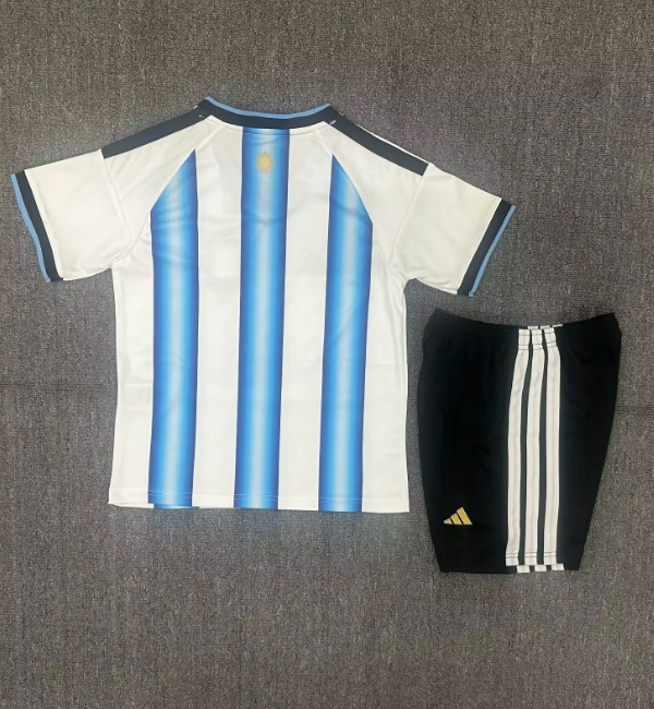 Argentina 2026 home full set kit (Adult and Kids)  Messi