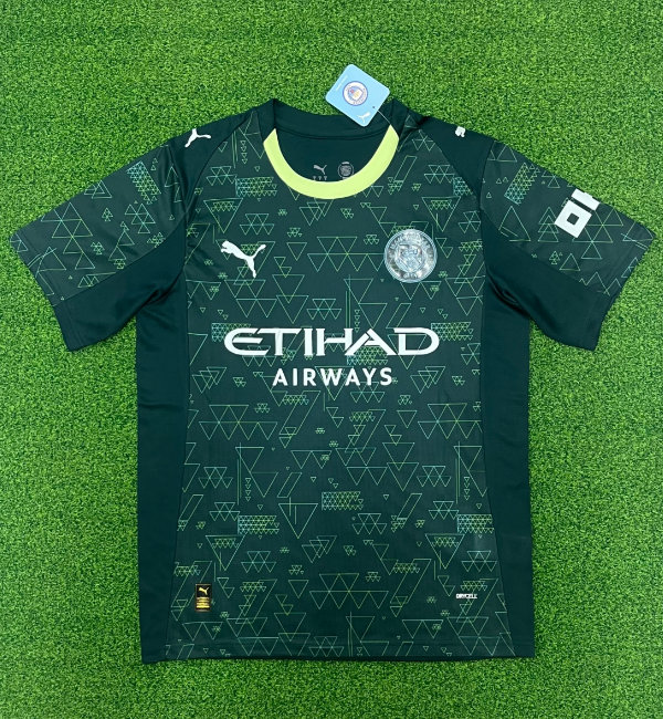 Manchester City 2025/2026 EA Sports FC shirt haaland