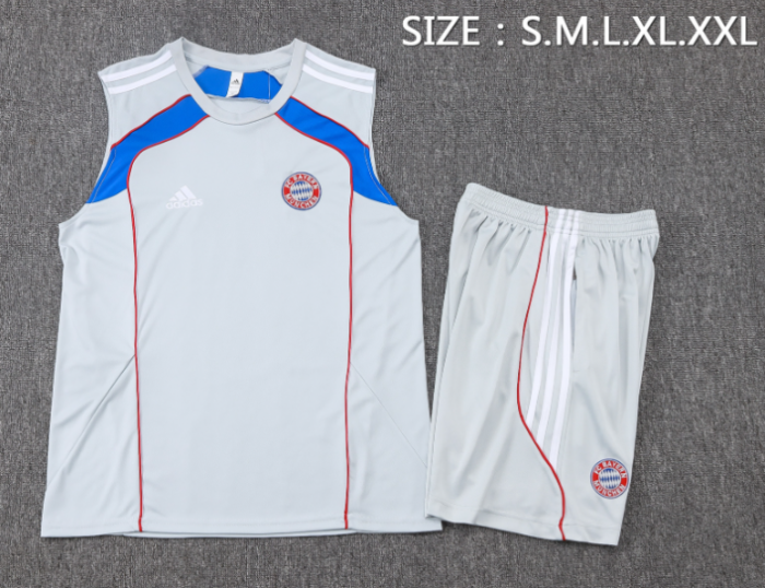 Bayren 2025/2026 vest tracksuit retro white