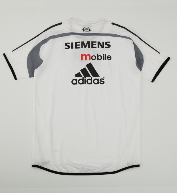 2004/2005 Real Madrid retro tracksuit shirt white