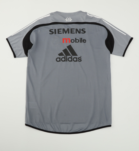 2004/2005 Real Madrid retro tracksuit shirt grey