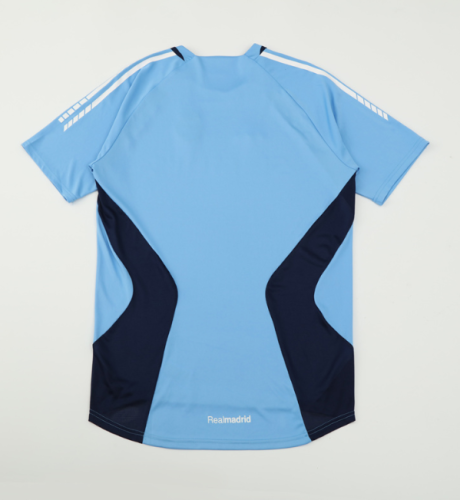 2005/2006 Real Madrid retro tracksuit shirt light blue