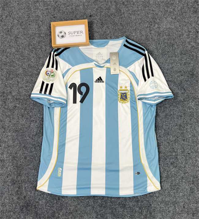 Argentina 2006/2007 home shirt Messi
