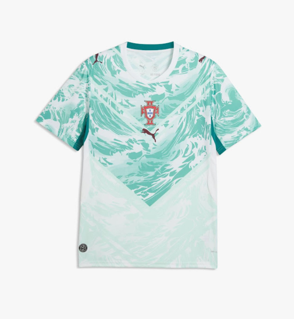 Portugal 2026 away shirt Ronaldo