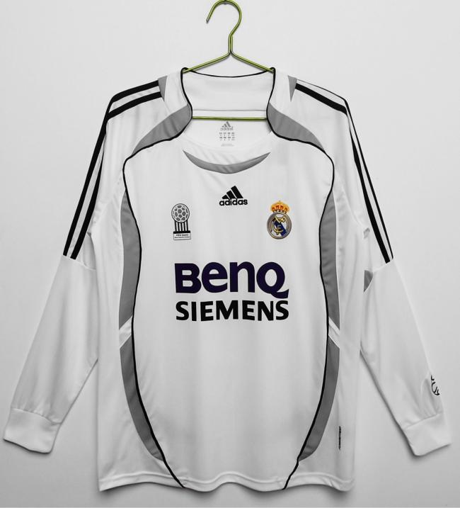 Real Madrid 2006/2007 home retro shirt (long sleeve)