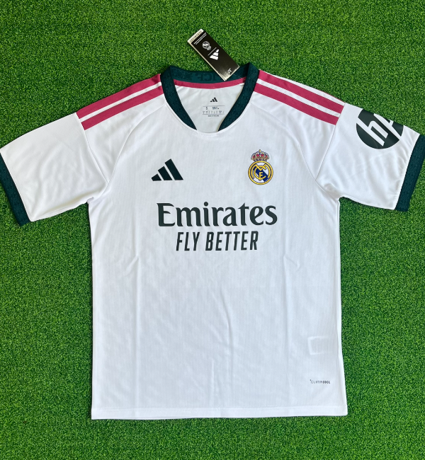 Real Madrid 2025/2026 home shirt