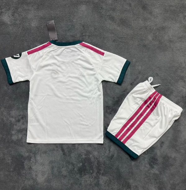 Real Madrid 2026/2027 home full set kit (Adult and Kids)